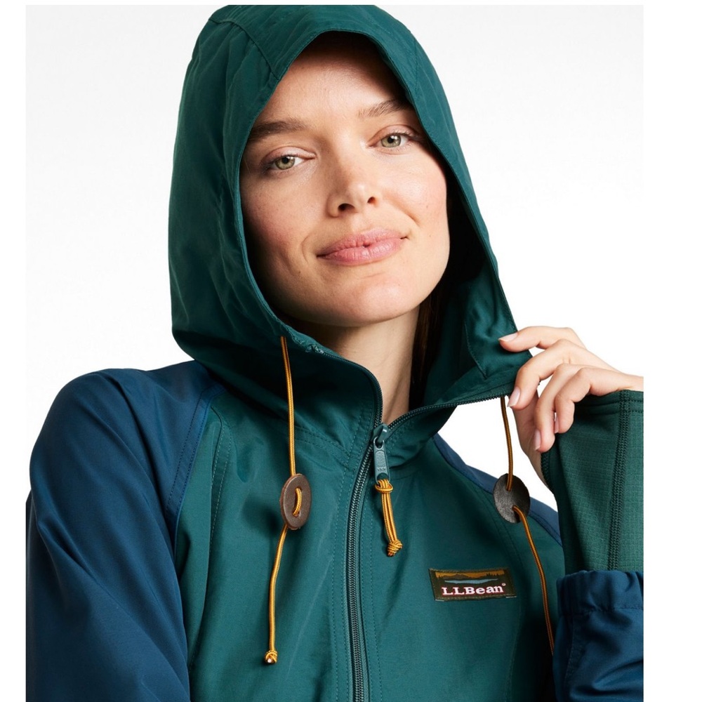 LL BEAN classic Anorak multi color